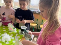 Rok szkolny 2024-2025 - 075 - Warsztaty „Ogródek w doniczce” – zielona przygoda w świetlicy